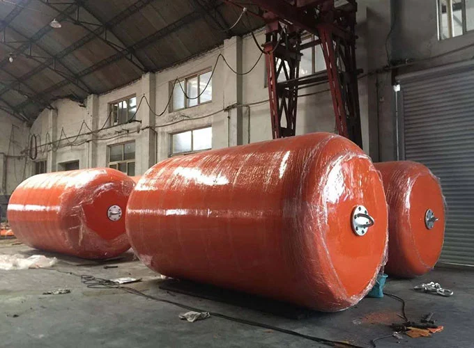 Comment les défenses de quai en polyuréthane protègent-elles les installations de chargement maritime ?