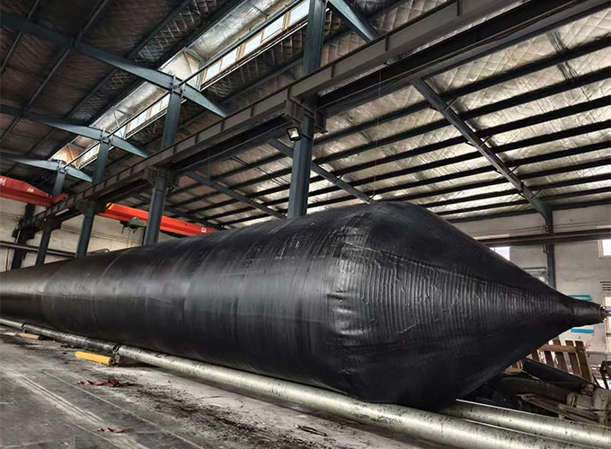 Airbags marins en caoutchouc